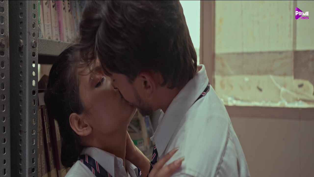 Nalayak 2022 Prime Shots Hindi Hot Web Series Episode 2