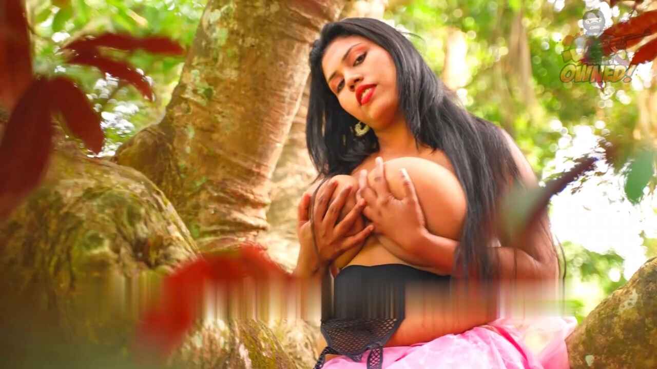 Barsha Huge Boobs 2022 Hot Bold Photoshoot Video