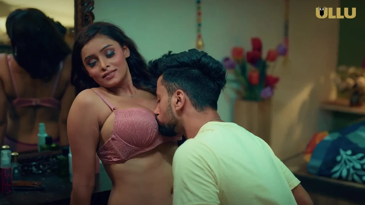 Meri Mummy Ki Dost 2025 Ullu Hindi XXX Web Series Episode 3